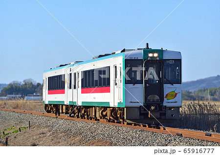 石巻線 佳景山-鹿又 JR東日本 キハ111-214(小牛田) 石巻線 佳景山-鹿又 JR東日本 キハ111-214(小牛田) 65916777