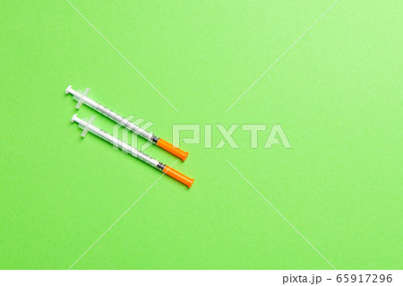 Top view of insulin syringes ready for injection 65917296