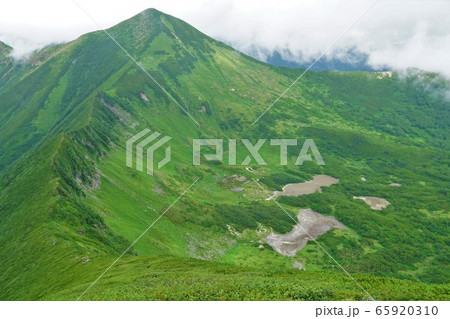 幌尻岳からのトッタベツ岳と七ツ沼カール 幌尻岳からのトッタベツ岳と七ツ沼カール 65920310
