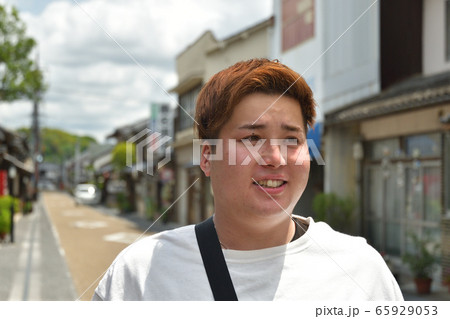 街並みデートの彼氏だけ 65929053