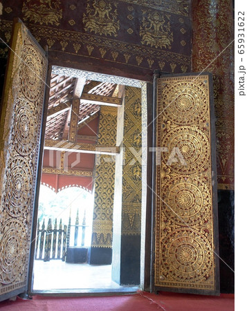 meaningful buddhism arts decorative ornaments inside temple doors WAT XIENG THONG: the famous outstanding XIENGTHONG Temple in LUANG PRABANG province ex-capital city world cultural heritage in LAOS meaningful buddhism arts decorative ornaments inside temple doors WAT XIENG THONG: the famous outstanding XIENGTHONG Temple in LUANG PRABANG province ex-capital city world cultural heritage in LAOS 65931622