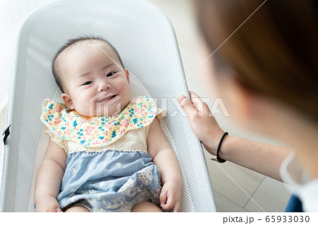 赤ちゃん 新生児 乳幼児 赤ちゃん 新生児 乳幼児 65933030