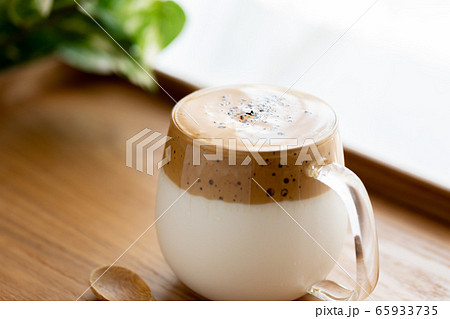 ダルゴナコーヒー ダルゴナコーヒー 65933735