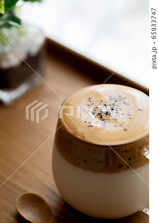 ダルゴナコーヒー 65933747