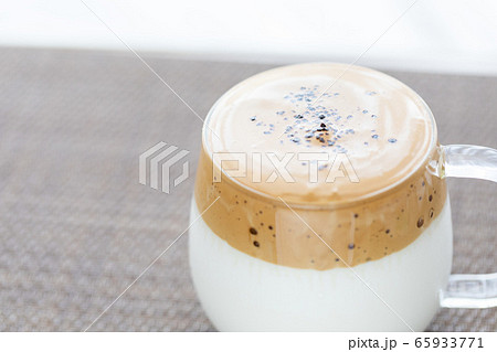 ダルゴナコーヒー 65933771