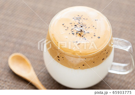 ダルゴナコーヒー 65933775