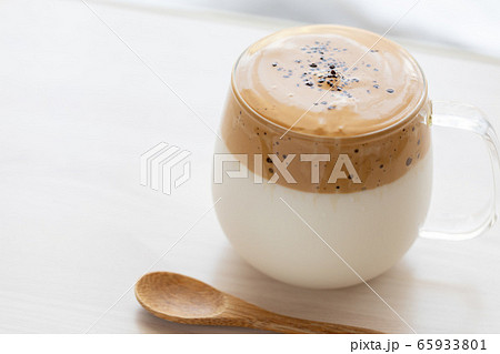 ダルゴナコーヒー 65933801