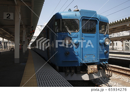 北陸本線475系（単色塗装・富山駅） 65934276