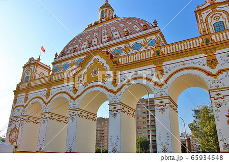 Portada/Feria de Abril 春祭り/門(Spain/Sevilla) 65934648