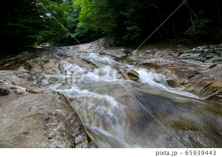 滑床渓谷 65939443