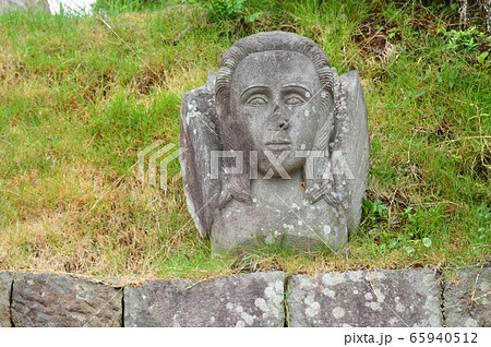 女神像（浦上教会(浦上天主堂)／長崎県長崎市長崎市本尾町） 65940512