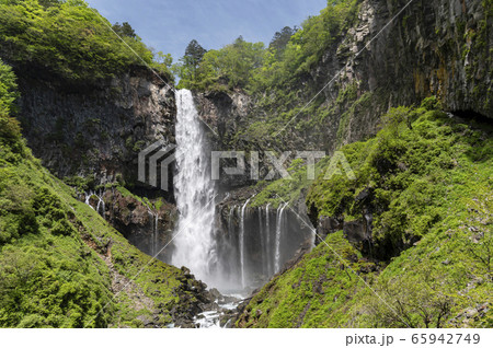 栃木県日光、華厳の滝 栃木県日光、華厳の滝 65942749