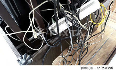 Wires Electric Mess 65950396