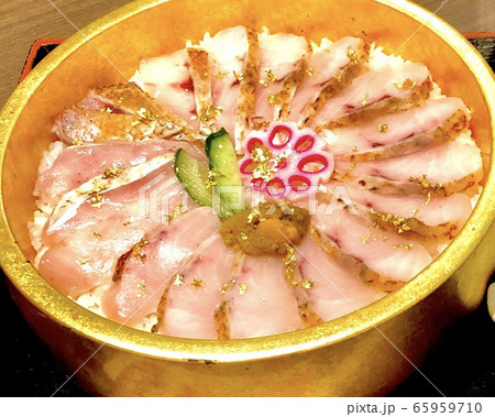 金箔のど黒丼 金箔のど黒丼 65959710