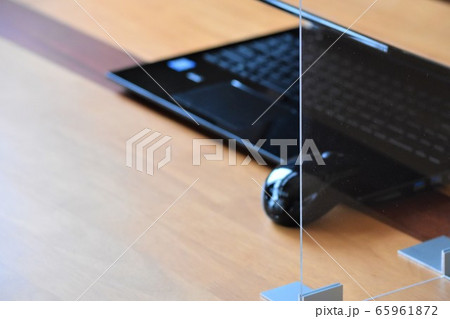 オフィス環境 65961872