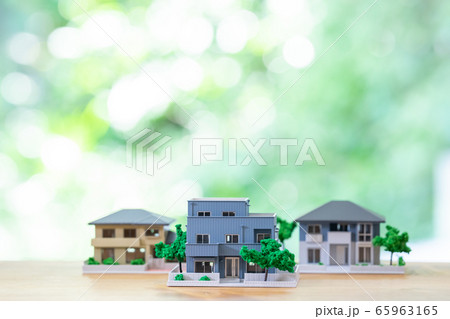 家 住宅ローン 不動産イメージ ミニチュア 模型 家 家 住宅ローン 不動産イメージ ミニチュア 模型 家 65963165