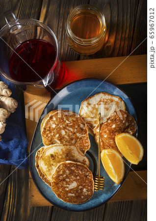 pancakes 65967012