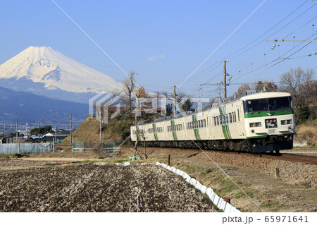 特急踊り子：185系電車（駿豆線内） 65971641