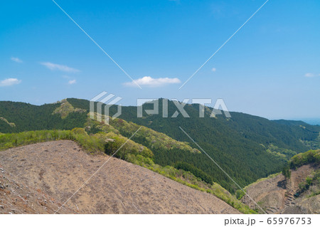 岩茸石山山頂からの景色(奥多摩の高水三山) 岩茸石山山頂からの景色(奥多摩の高水三山) 65976753