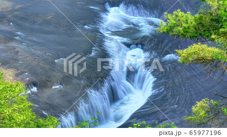 吹割の滝 65977196