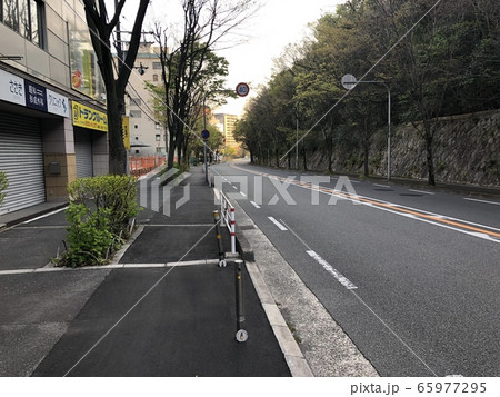 緊急事態宣言中の町 緊急事態宣言中の町 65977295