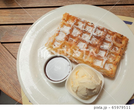 ベルギーワッフル 65979511