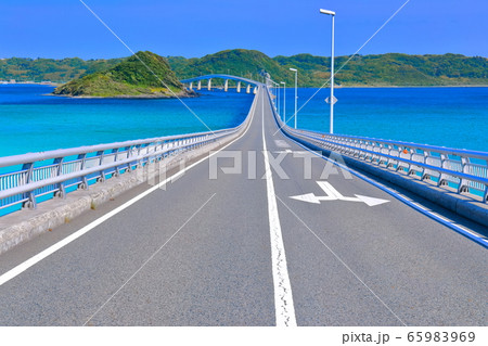 【山口県】晴天下の角島大橋 【山口県】晴天下の角島大橋 65983969