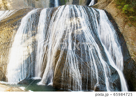 茨城県 日本三大名瀑 袋田の滝 紅葉 茨城県 日本三大名瀑 袋田の滝 紅葉 65984725