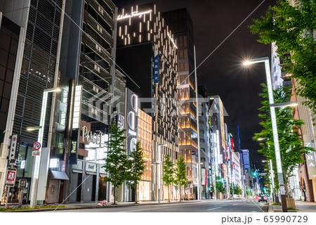 銀座 夜の街並み風景 夜景 (東京都中央区) 銀座 夜の街並み風景 夜景 (東京都中央区) 65990729
