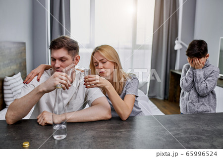 alcoholics parents do not care for the child alcoholics parents do not care for the child 65996524