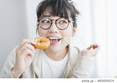 女性 おやつ 女性 おやつ 66000924