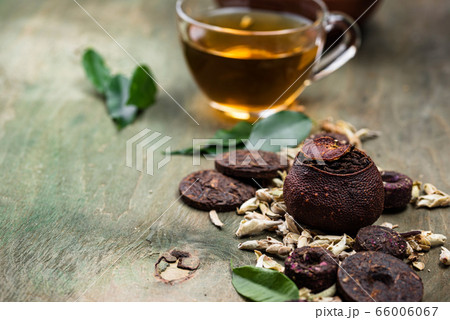 Different pressed Chinese pu-erh tea Different pressed Chinese pu-erh tea 66006067
