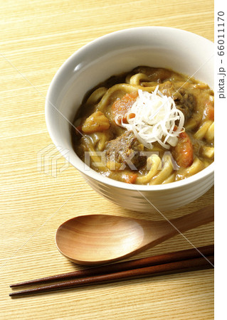 カレーうどん 66011170