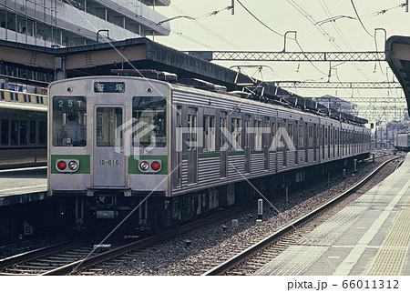 都営新宿線 10系試作型 1986年撮影 都営新宿線 10系試作型 1986年撮影 66011312