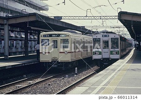 京王6000系と都営10系の並び 笹塚駅 1986年 京王6000系と都営10系の並び 笹塚駅 1986年 66011314