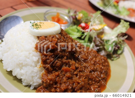 ドライカレー 66014921