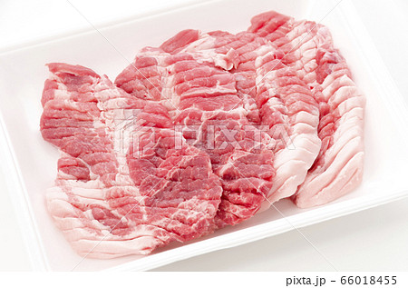 豚肩ロース肉ステーキ用 66018455