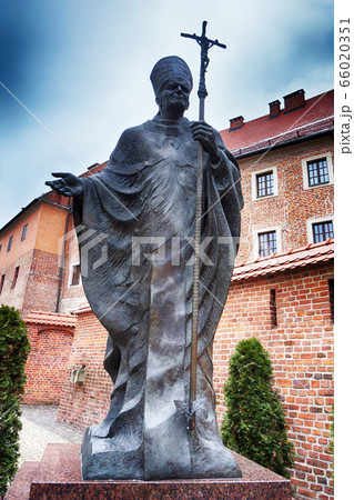 pope paul wojtyla statue pope paul wojtyla statue 66020351