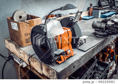 Grinding machine on workbench, with vice tools kit Grinding machine on workbench, with vice tools kit 66026981