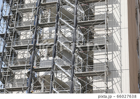 マンション　大規模修繕イメージ　足場 66027638
