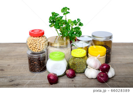 Coronavirus  pandemic covid 19 food crisis 66028389