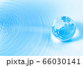 水の豊かな地球　濃い水色　トリミング 66030141