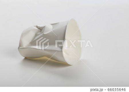 Crumbled white Paper cup Crumbled white Paper cup 66035646