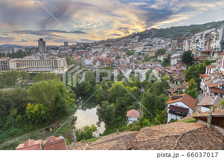 Various tourist attractions of Veliko Tarnovo, Bulgaria 66037017
