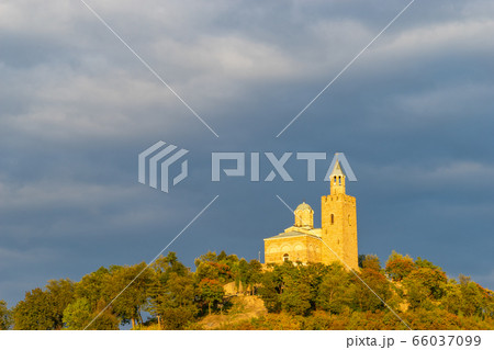 Various tourist attractions of Veliko Tarnovo, Bulgaria Various tourist attractions of Veliko Tarnovo, Bulgaria 66037099