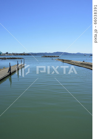 河口の風景 66038391