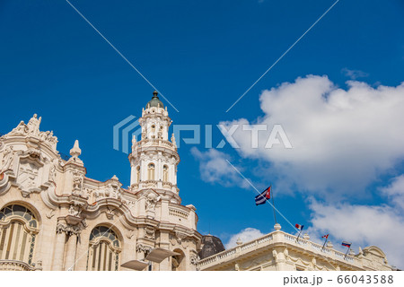 キューバ ハバナの町並み クラシックな建物 キューバ ハバナの町並み クラシックな建物 66043588