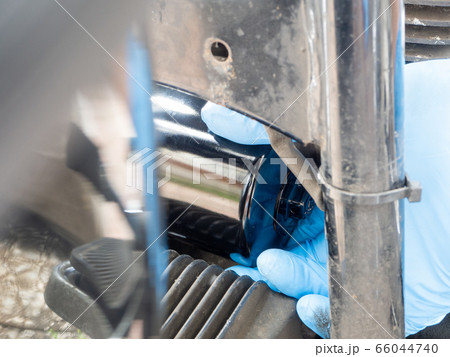 バイクの整備　オイル交換 66044740