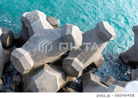 海沿い 沿岸 沖合 66049498