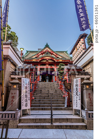 東京の都市風景 アメ横商店街周辺の風景 東京の都市風景 アメ横商店街周辺の風景 66051361